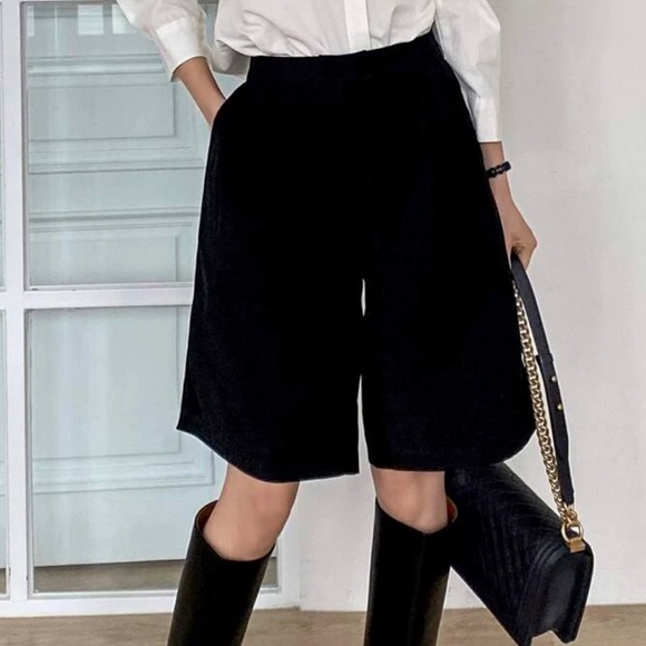 Black High-Waisted Shorts - Picture 6 of 8